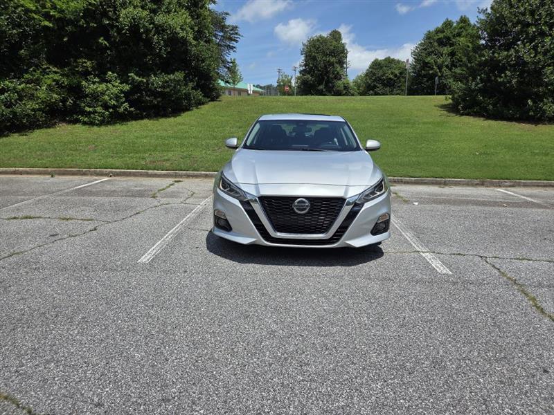 Nissan Altima  2019