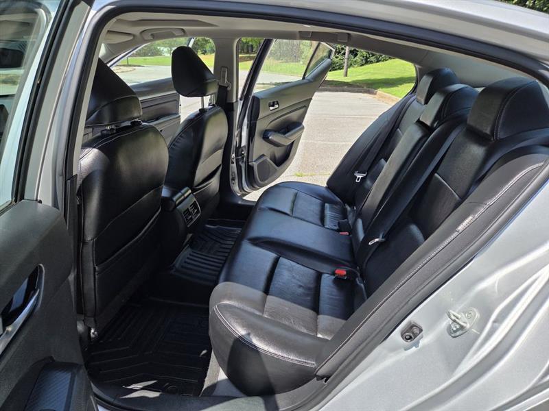 Nissan Altima  2019