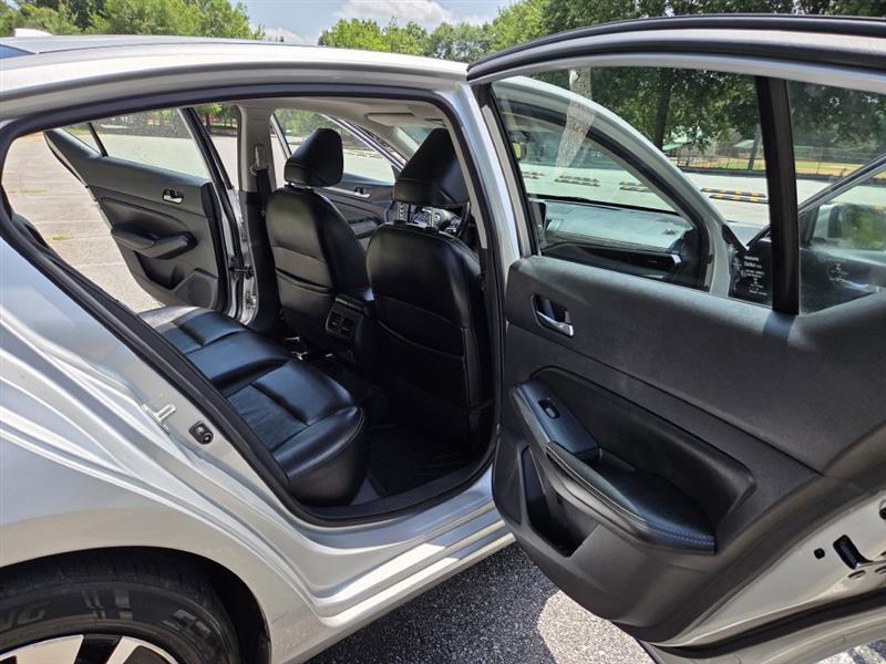 Nissan Altima  2019
