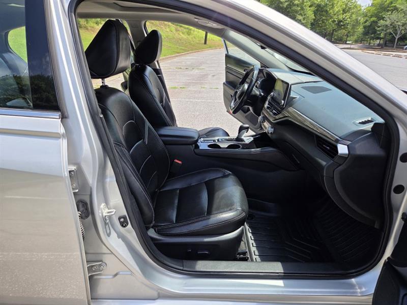 Nissan Altima  2019
