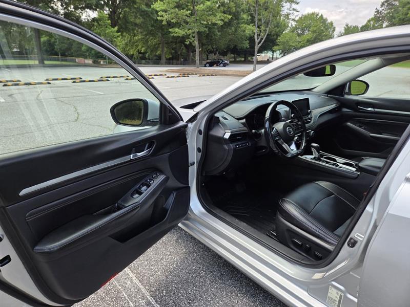 Nissan Altima  2019