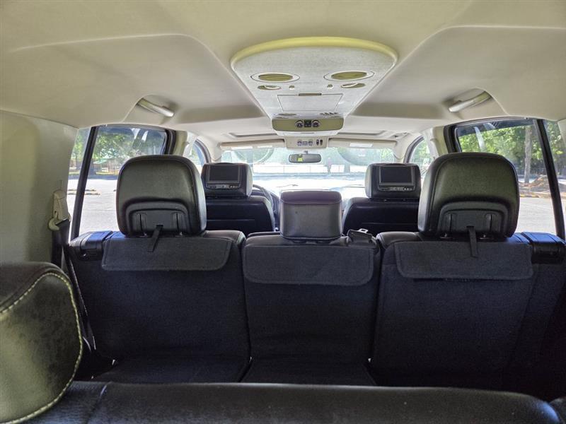 Nissan Armada  2013