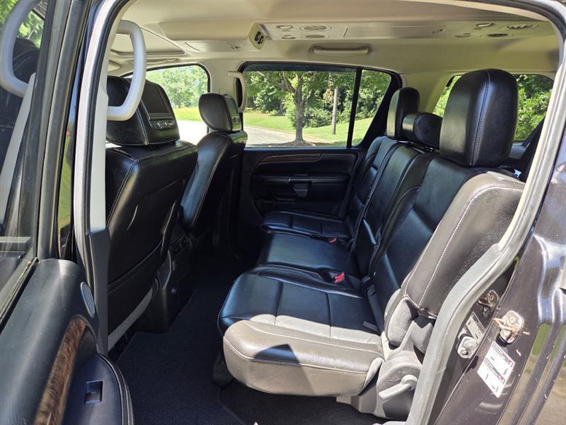 Nissan Armada  2013