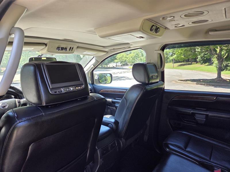 Nissan Armada  2013