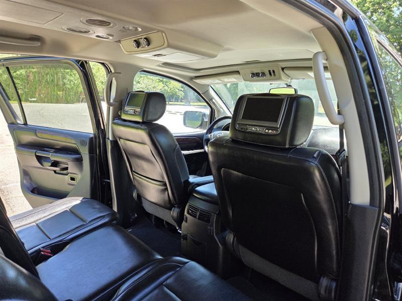 Nissan Armada  2013