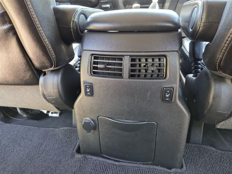 Nissan Armada  2013