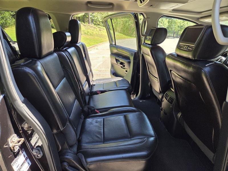 Nissan Armada  2013