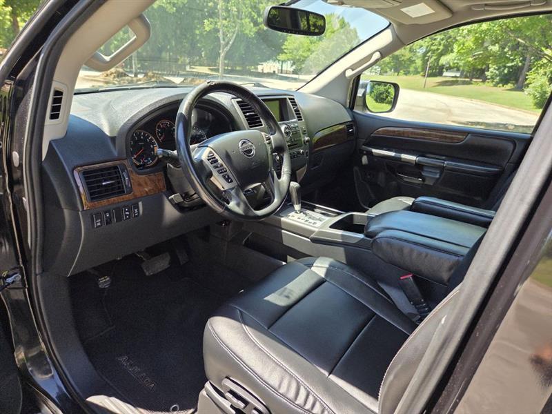 Nissan Armada  2013