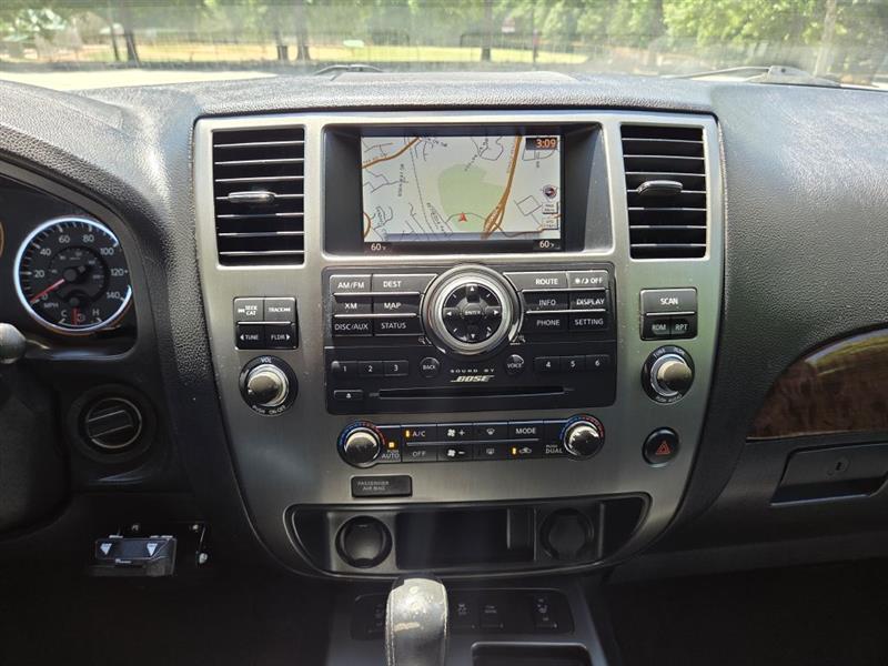 Nissan Armada  2013