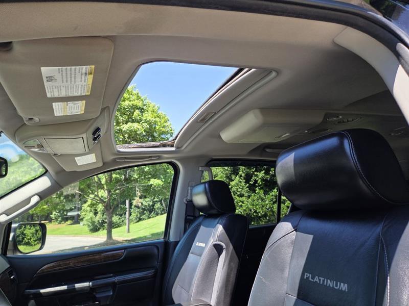 Nissan Armada  2013