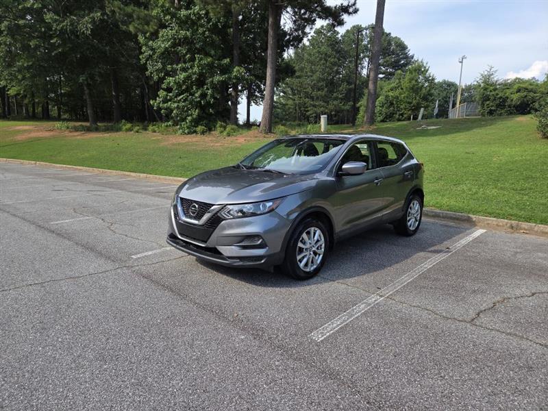 Nissan Rogue Sport  2020