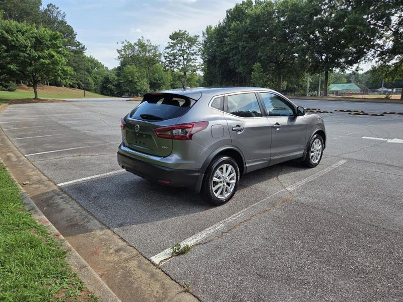 Nissan Rogue Sport  2020