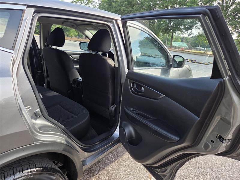 Nissan Rogue Sport  2020