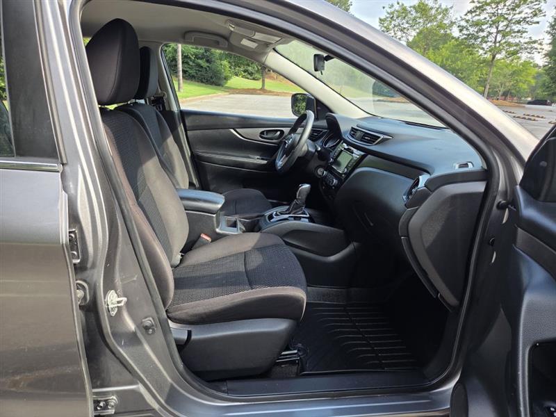 Nissan Rogue Sport  2020