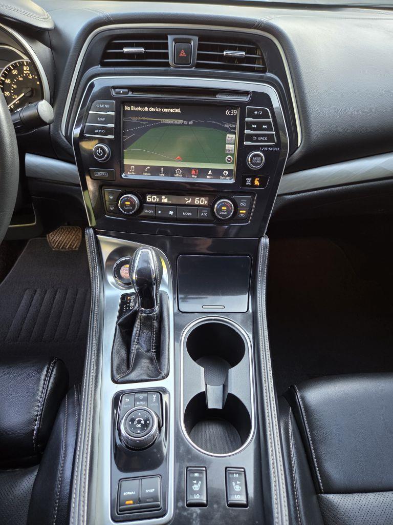 Nissan Maxima  2018