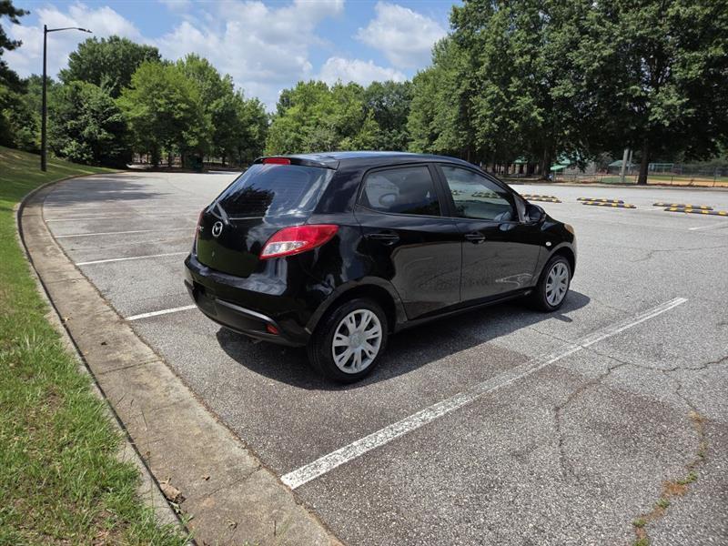 Mazda MAZDA2  2013