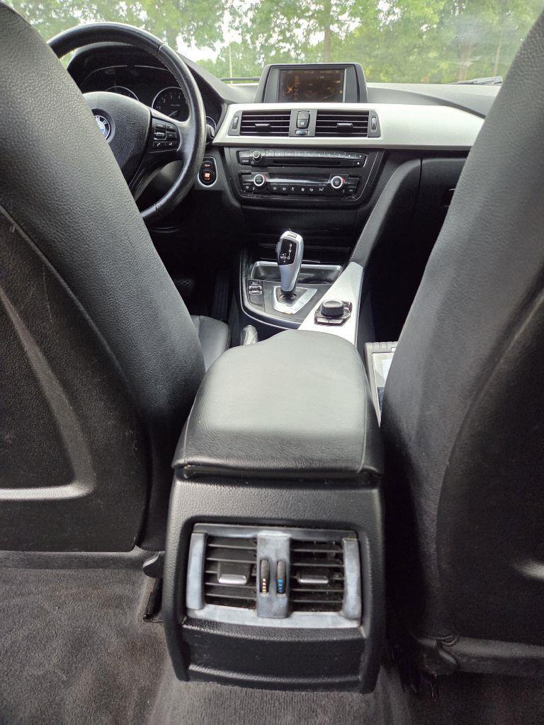 BMW 3-Series  2015