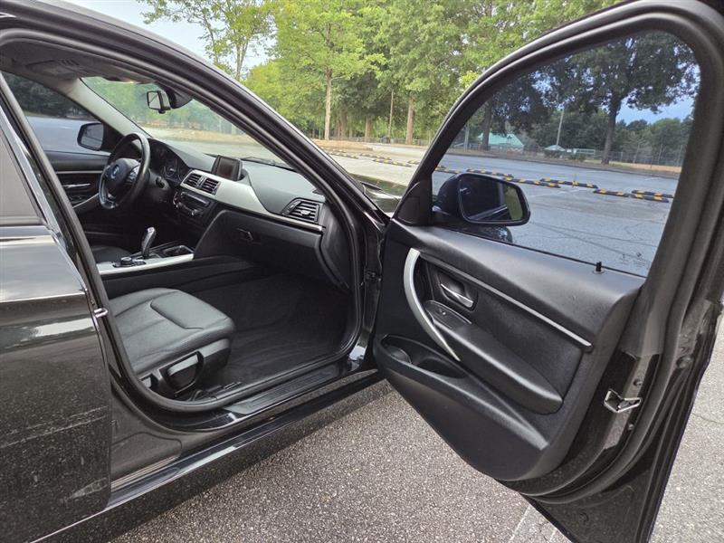 BMW 3-Series  2015