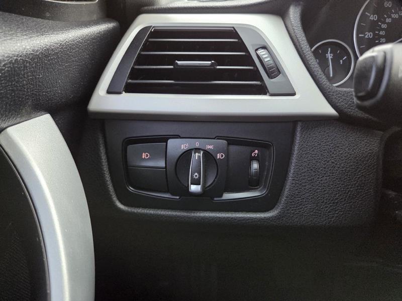 BMW 3-Series  2015