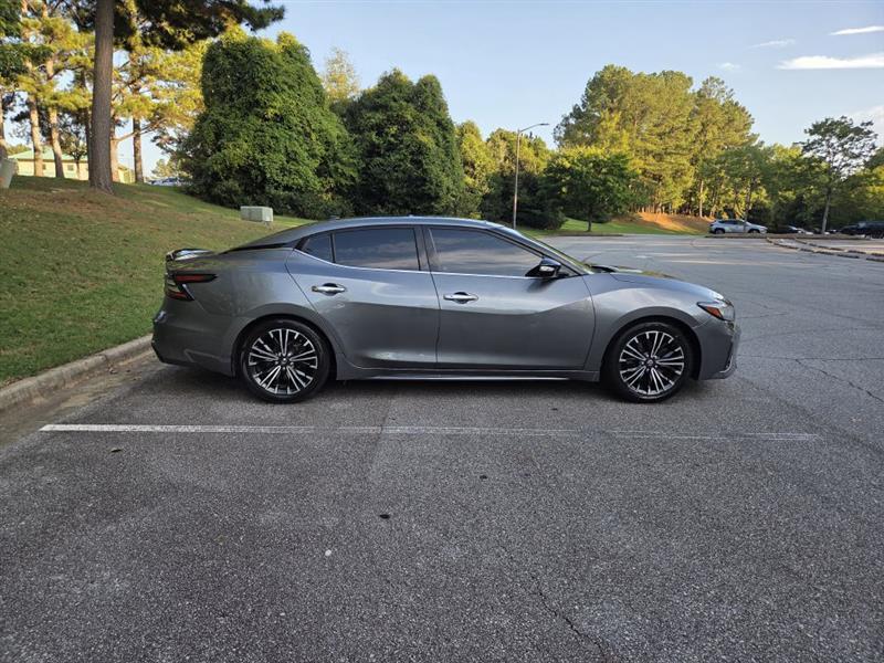 Nissan Maxima  2020