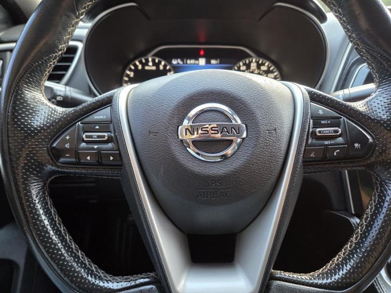 Nissan Maxima  2020