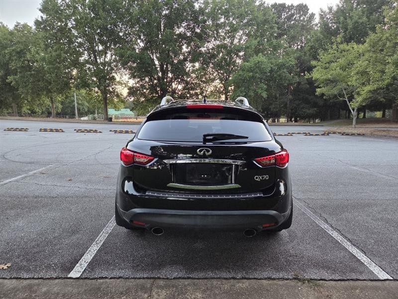 Infiniti QX70  2014