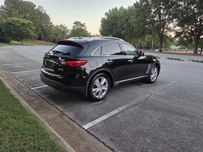 Infiniti QX70  2014