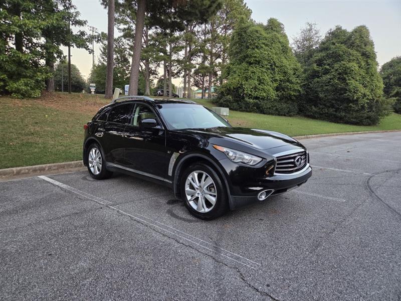 Infiniti QX70  2014
