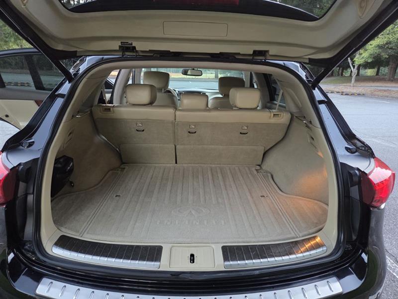 Infiniti QX70  2014