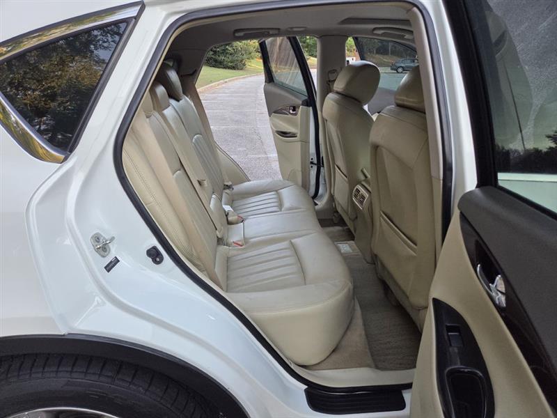 Infiniti EX  2012