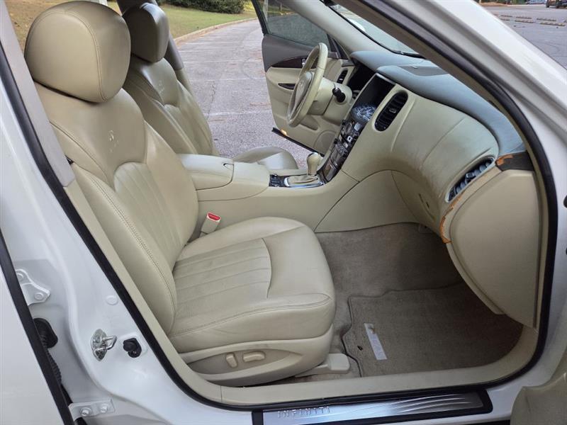 Infiniti EX  2012