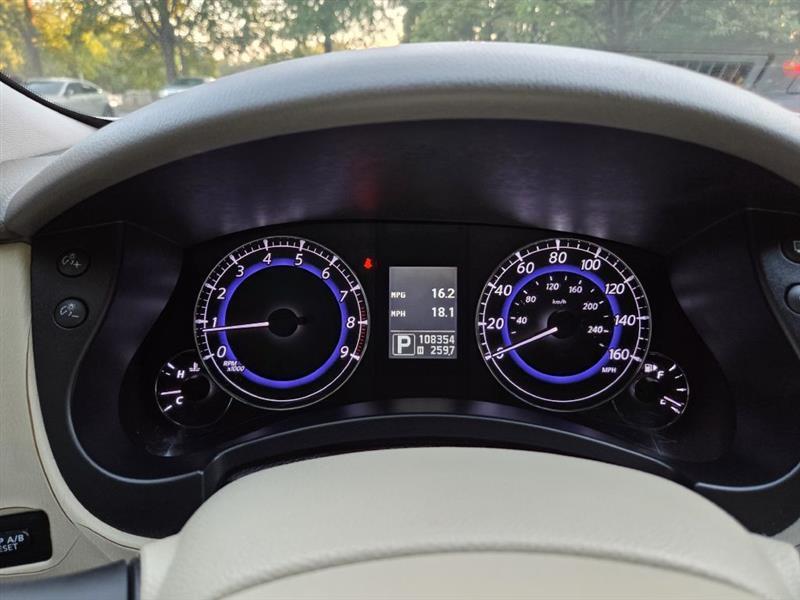 Infiniti EX  2012