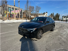 2023 Maserati Levante 