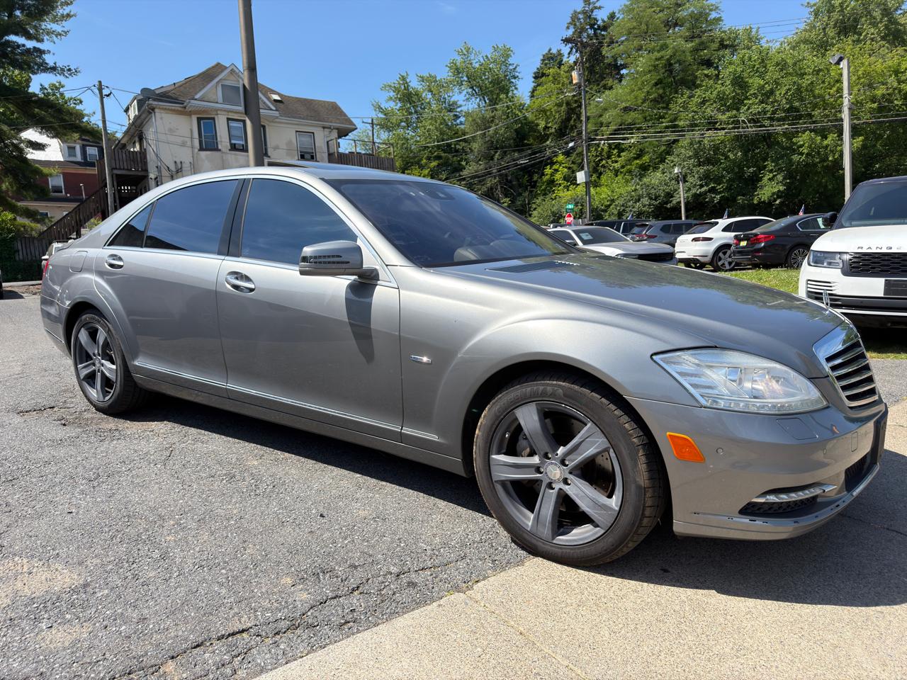 2012 Mercedes-Benz S-Class S550 4MATIC's photo