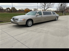 2003 Lincoln Town Car 