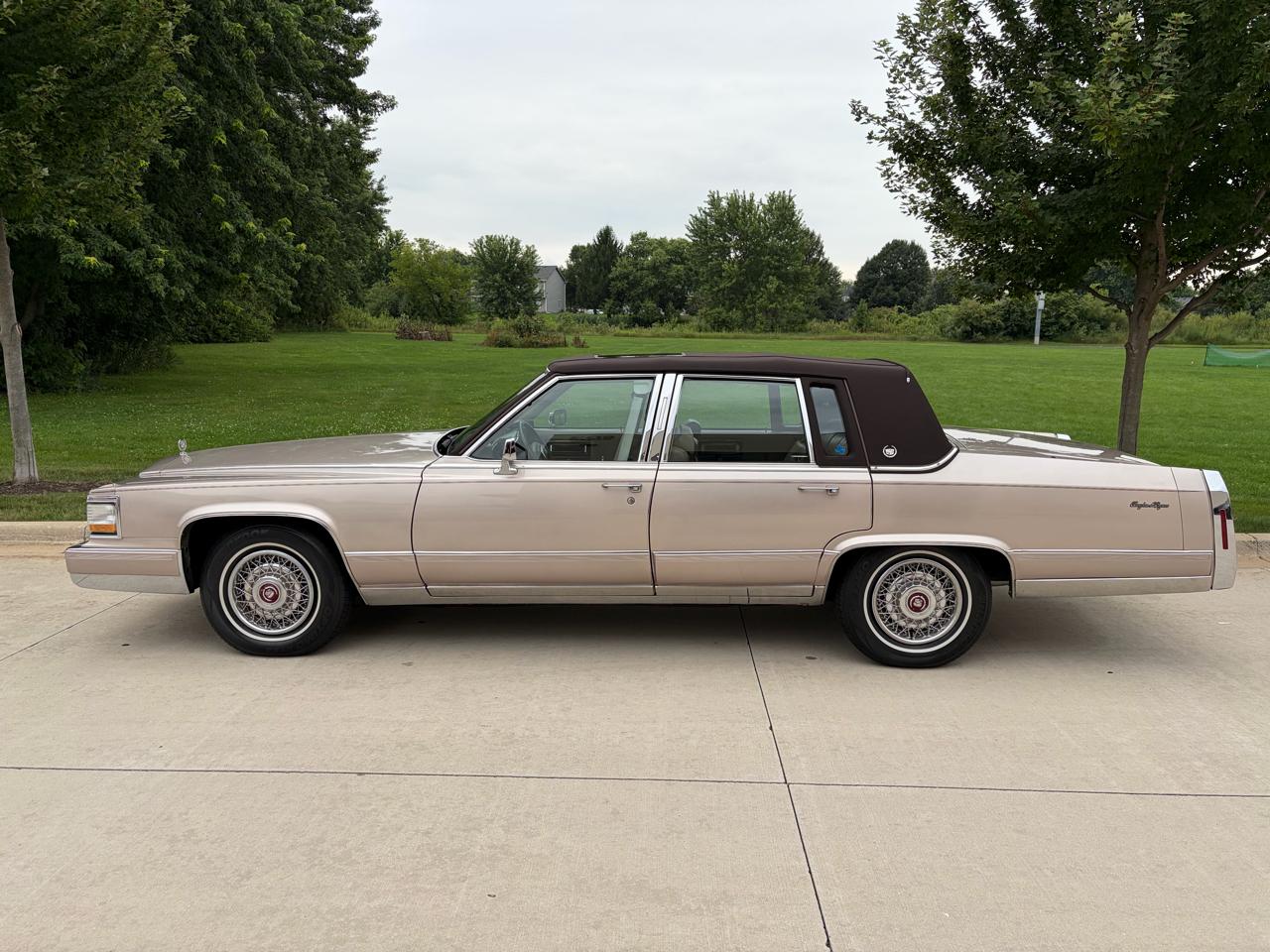 Cadillac Brougham D'elegance 1992