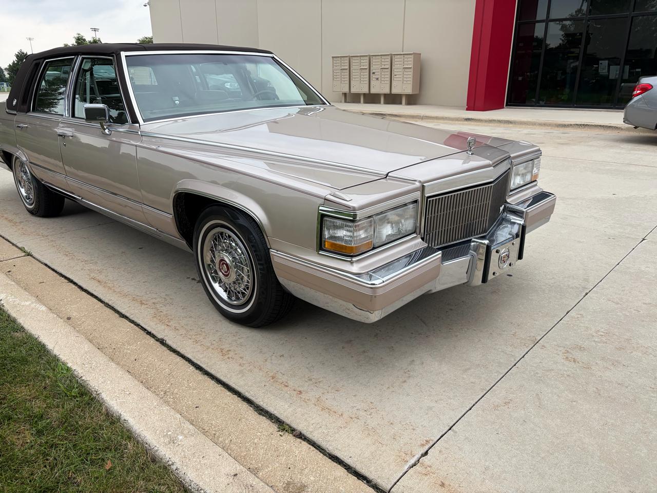 Cadillac Brougham D'elegance 1992