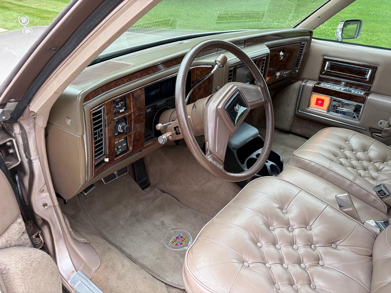 Cadillac Brougham D'elegance 1992