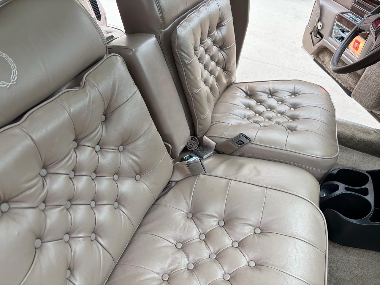 Cadillac Brougham D'elegance 1992