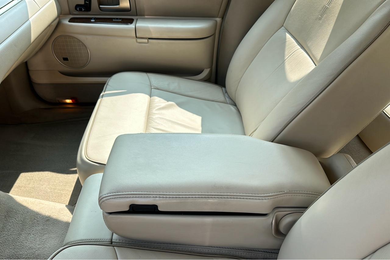 Lincoln Town Car Designer Series 2007