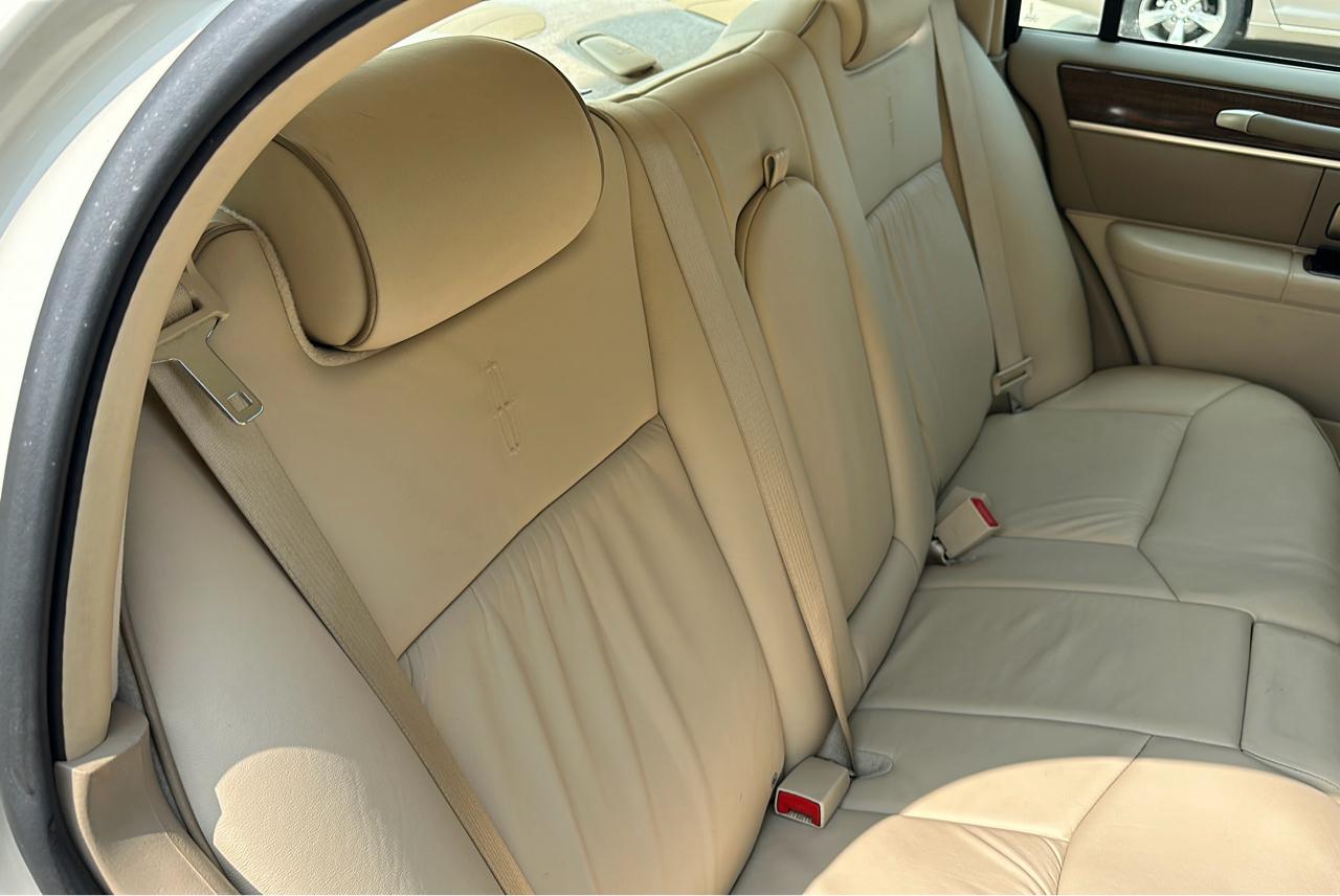 Lincoln Town Car Designer Series 2007