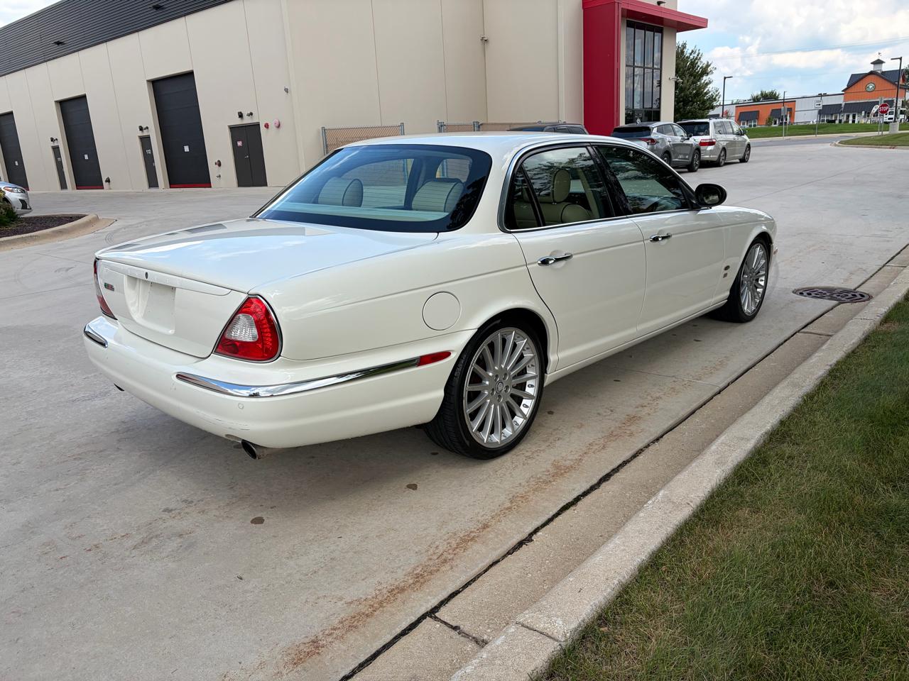 Jaguar XJ-Series XJR 2007