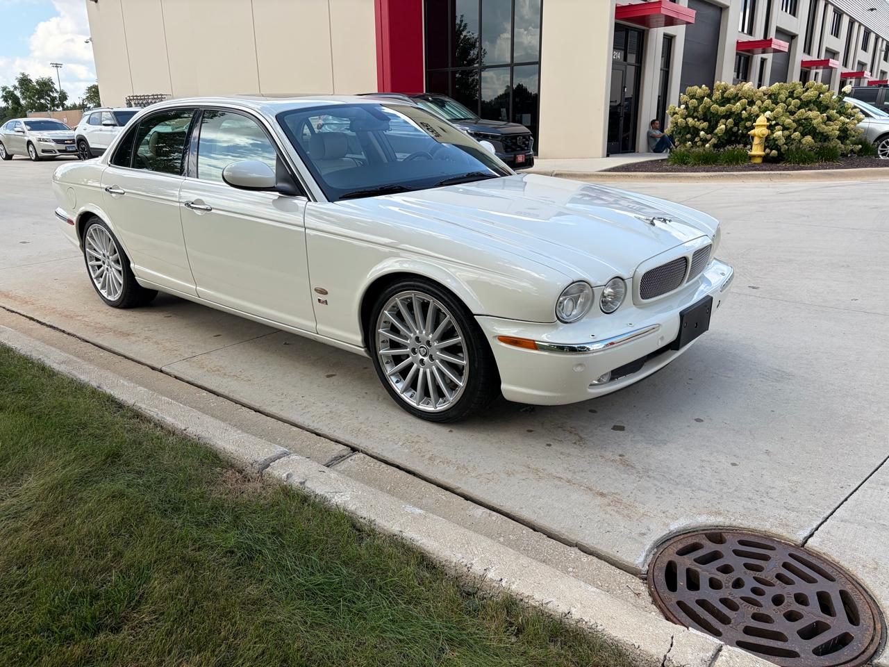Jaguar XJ-Series XJR 2007