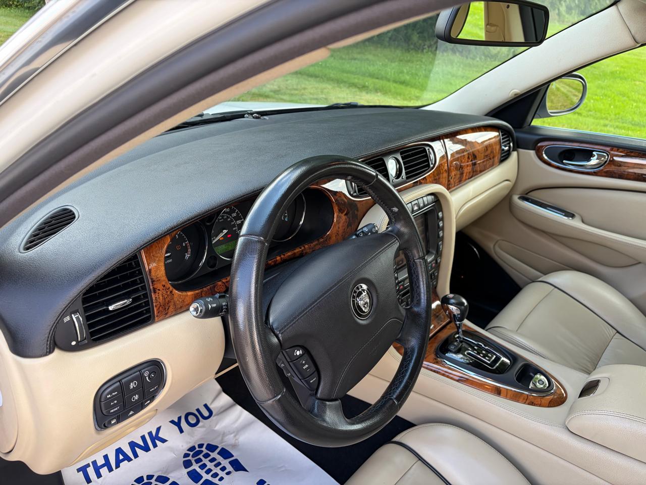 Jaguar XJ-Series XJR 2007
