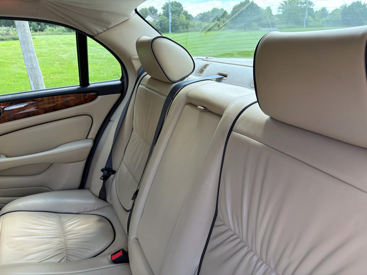 Jaguar XJ-Series XJR 2007
