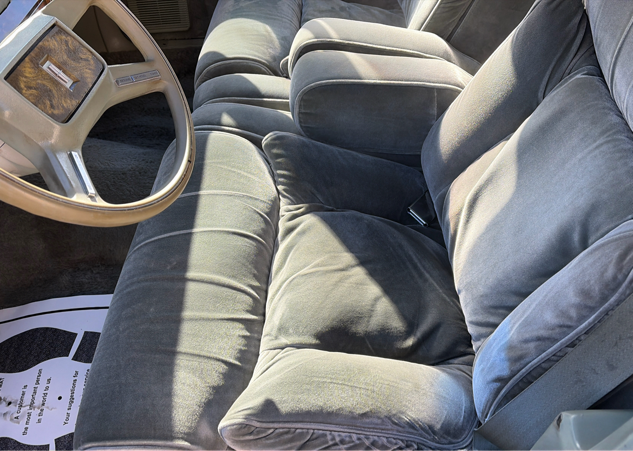 Lincoln Town Car Signature 1984