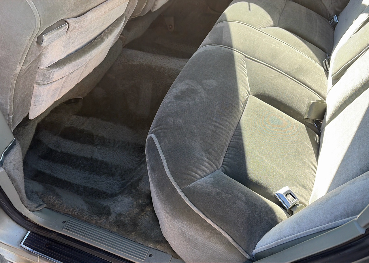 Lincoln Town Car Signature 1984