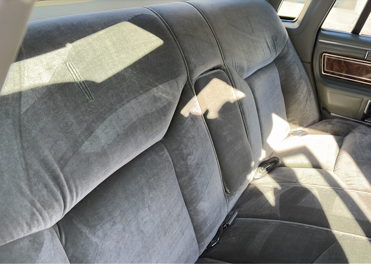 Lincoln Town Car Signature 1984