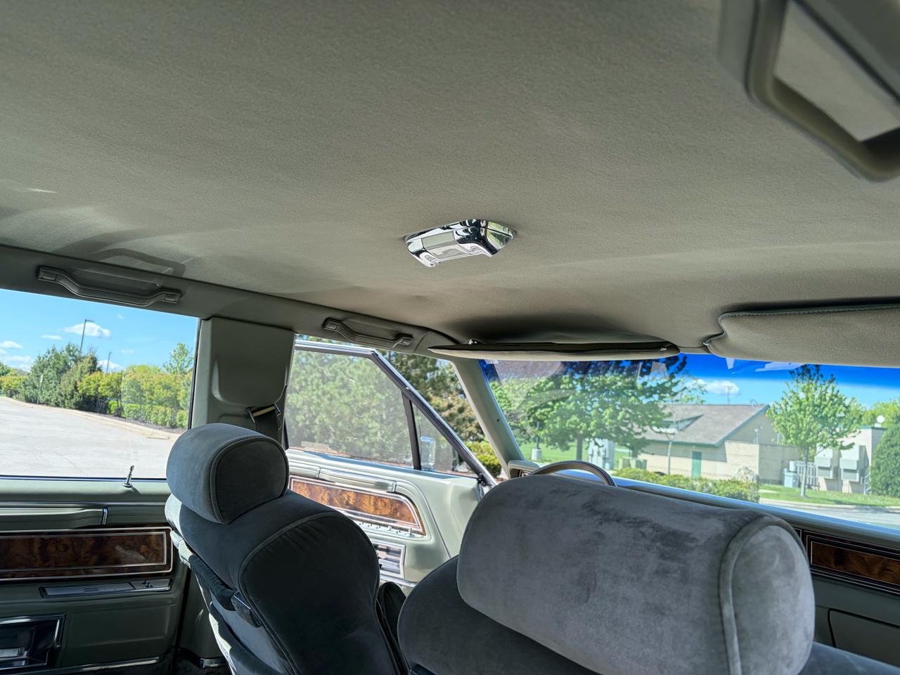 Lincoln Town Car Signature 1984