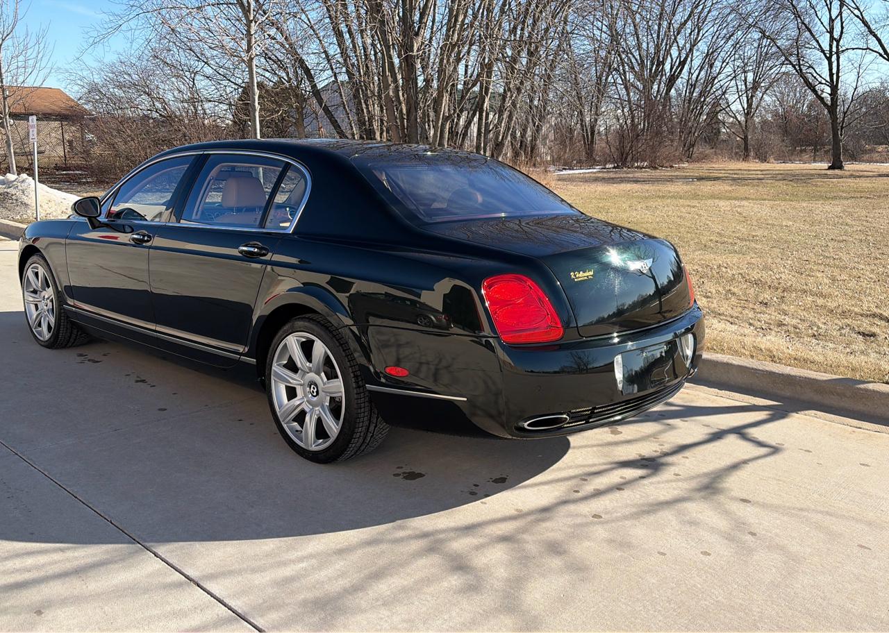 Bentley Continental Flying Spur Sedan 2006
